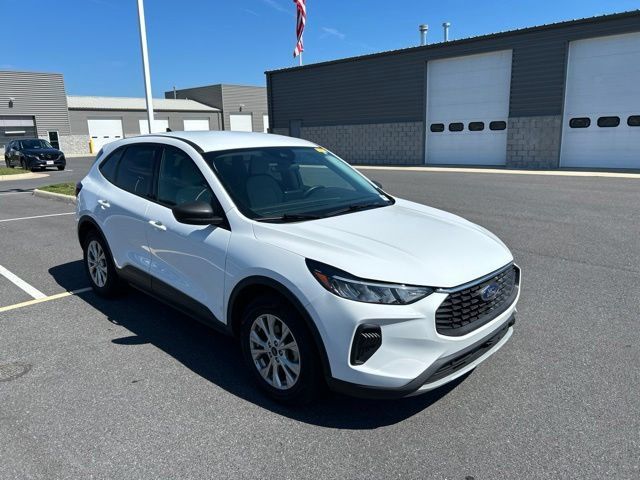 Used 2025 Ford Escape Active FWD image 7