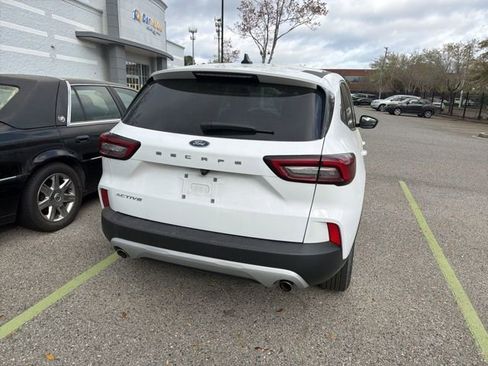 Used 2023 Ford Escape Active image 25