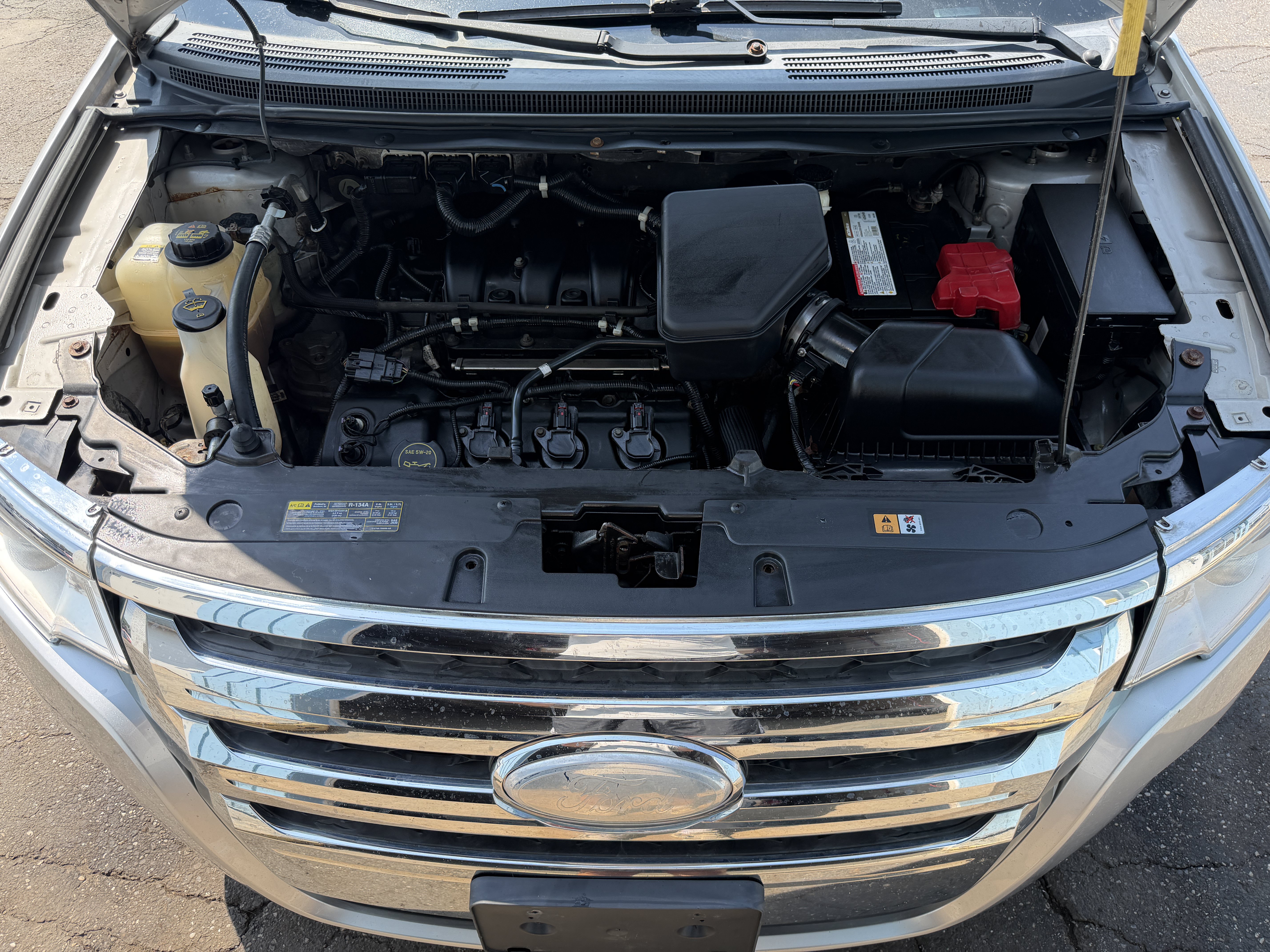 Used 2014 Ford Edge SEL w/ Equipment Group 205A AWD/4WD image 38