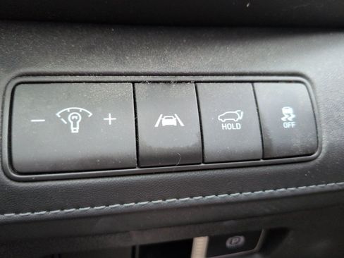 Used 2022 Hyundai Santa Fe Limited image 9