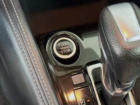 Used 2019 Nissan Kicks SV image 20