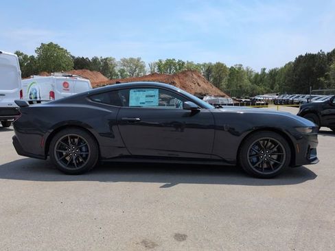 New 2026 Ford Mustang Dark Horse image 3