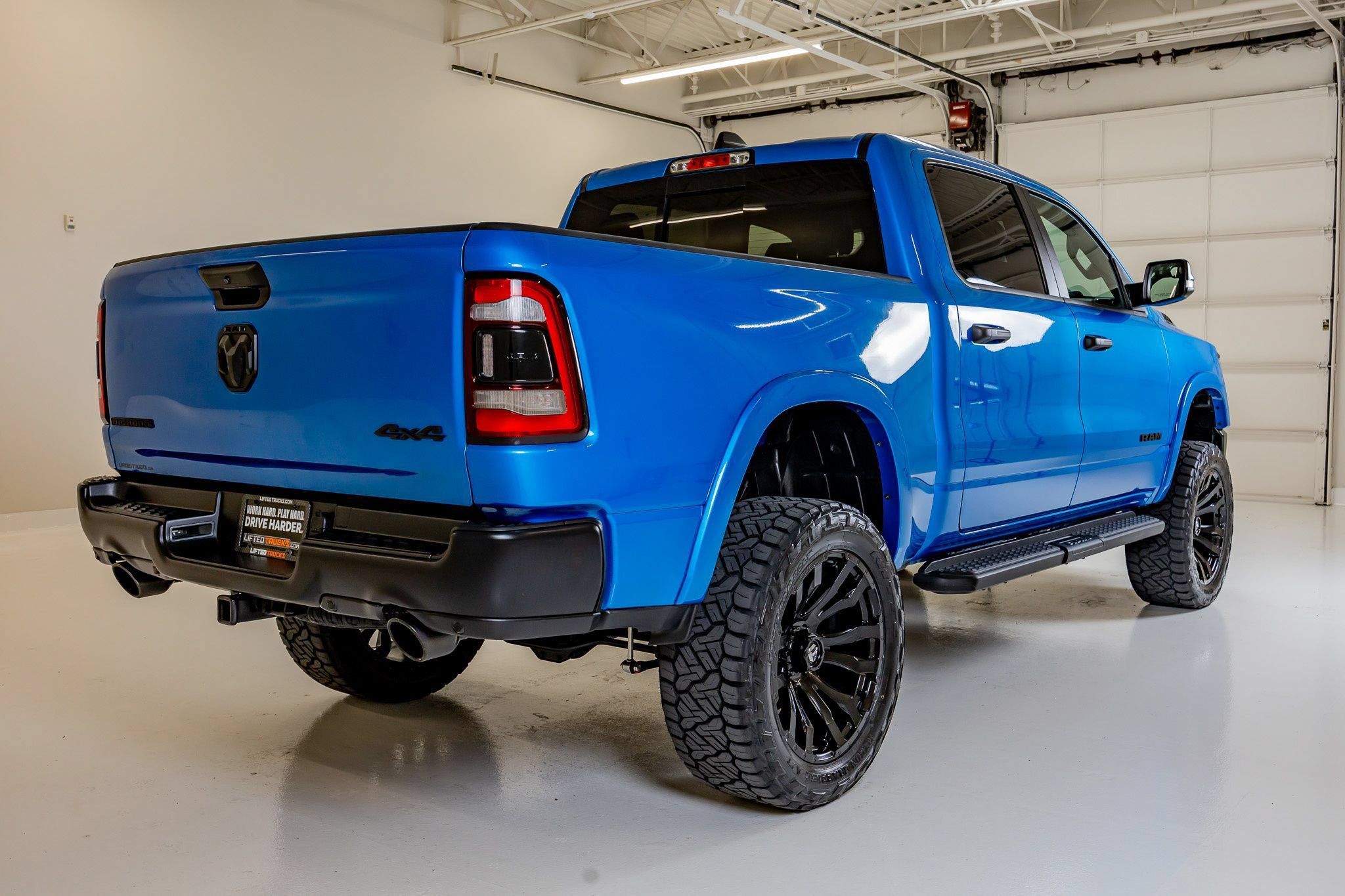 Used 2023 RAM 1500 Big Horn AWD/4WD image 10