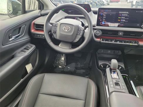 Used 2024 Toyota Prius Prime image 10