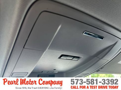 Used 2015 GMC Sierra 1500 SLE w/ SLE Value Package AWD/4WD image 15
