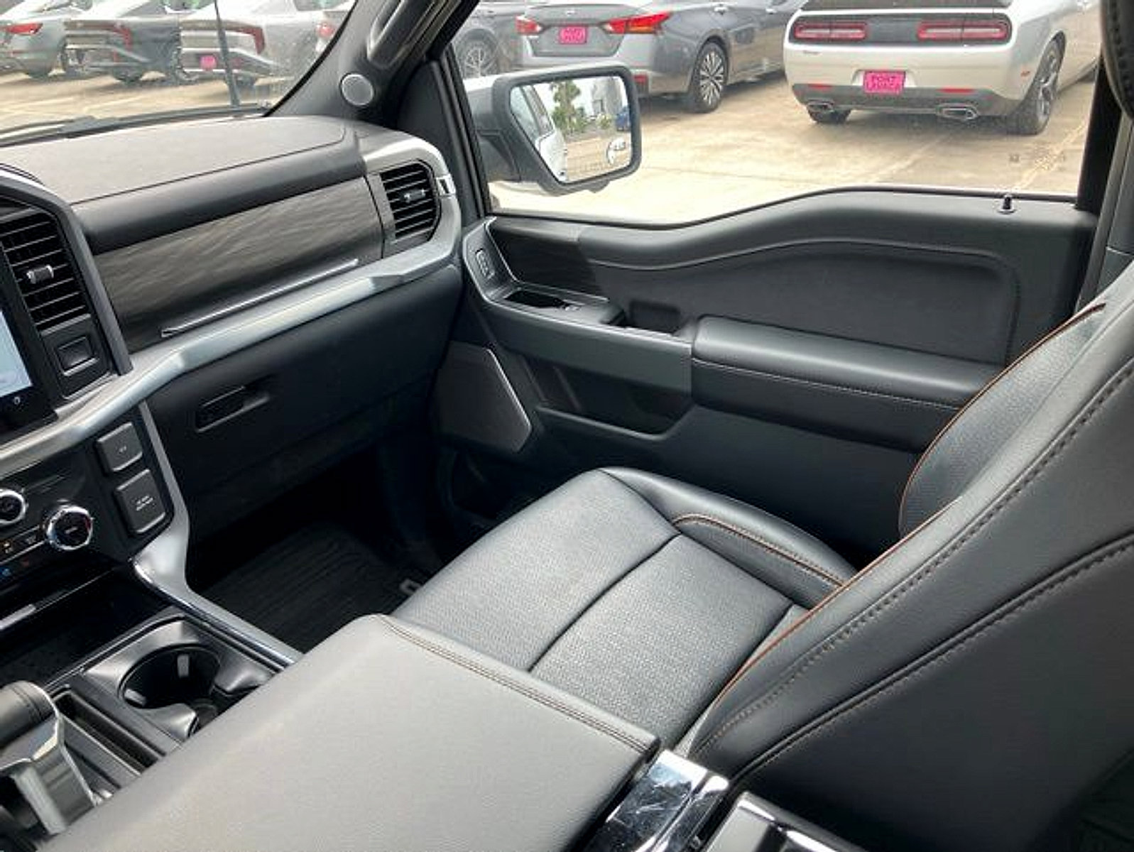 Used 2024 Ford F150 Lariat w/ Equipment Group 502A High AWD/4WD image 16