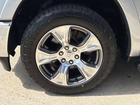 Used 2021 RAM 1500 Laramie RWD image 4