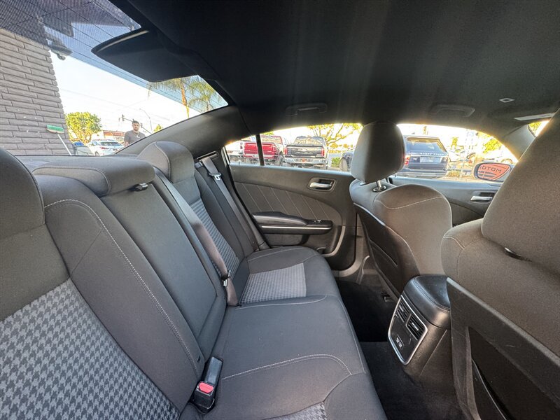 Used 2022 Dodge Charger R/T RWD image 43