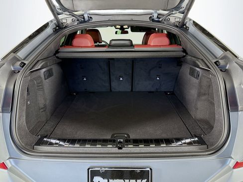 New 2026 BMW X6 M60i w/ Executive Package image 28