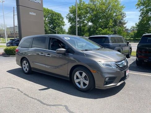 Used 2018 Honda Odyssey EX image 2
