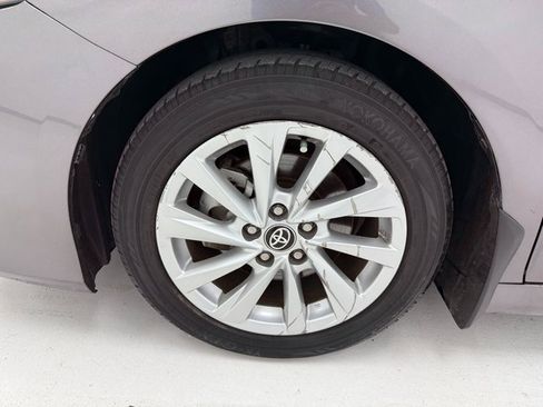 Used 2023 Toyota Camry LE image 7