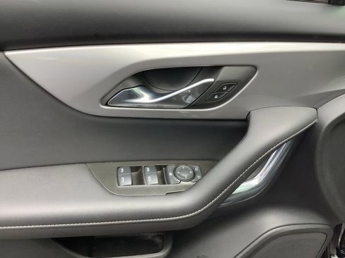 Used 2023 Chevrolet Blazer LT w/ Convenience Package image 11