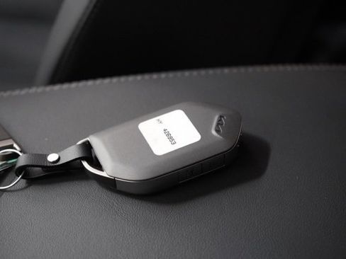 New 2026 Kia Sorento S image 37