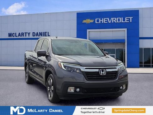 Used 2017 Honda Ridgeline RTL-T image 1