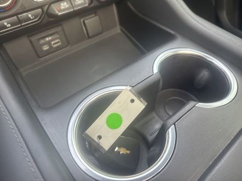 Used 2021 Chevrolet Tahoe Z71 w/ Z71 Off-Road Package image 33