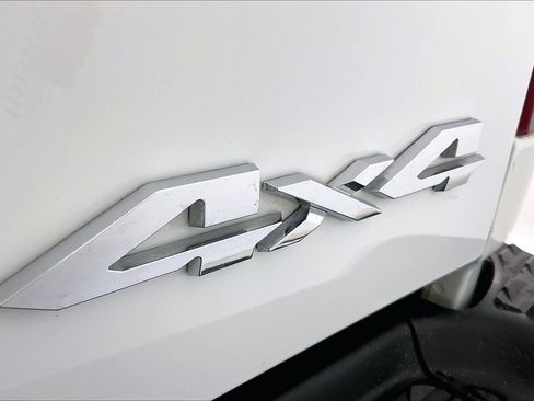 Used 2024 RAM 2500 Laramie w/ Cold Weather Group image 7