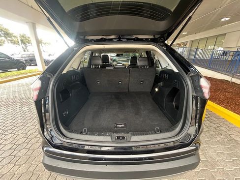 Used 2023 Ford Edge SEL image 31