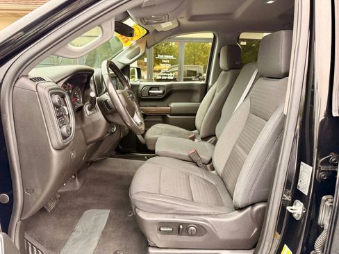 Used 2019 Chevrolet Silverado 1500 RST w/ All-Star Edition AWD/4WD image 9