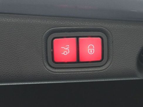 Certified 2022 Mercedes-Benz E 350 Sedan image 24