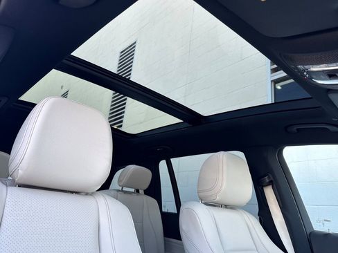 Certified 2025 Mercedes-Benz GLS 450 4MATIC image 20
