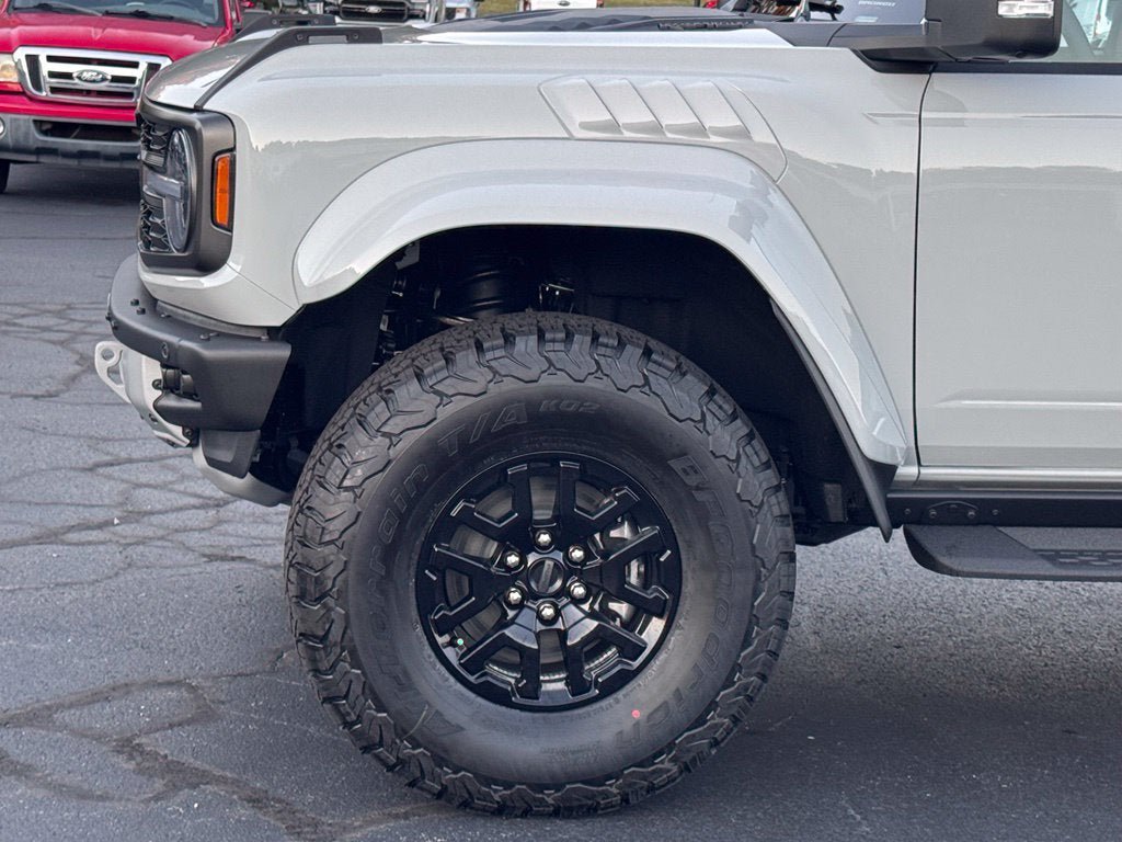 New 2026 Ford Bronco Raptor AWD/4WD image 39