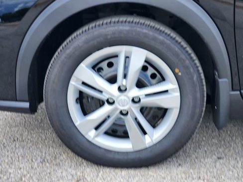New 2025 Nissan Kicks Play S FWD image 7