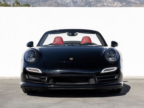 Certified 2015 Porsche 911 Turbo image 10