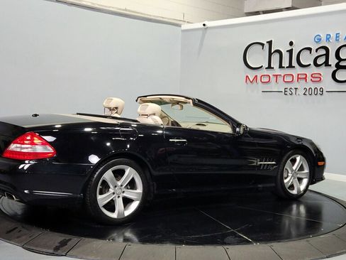 Used 2009 Mercedes-Benz SL 550 image 7