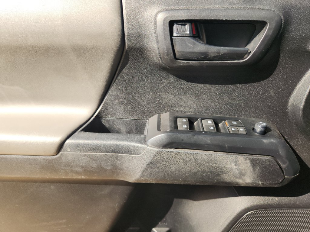 Used 2022 Toyota Tacoma SR w/ SR Convenience Package RWD image 23