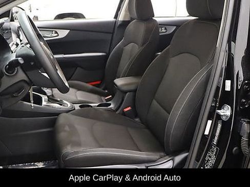 Used 2022 Kia Forte LXS image 9