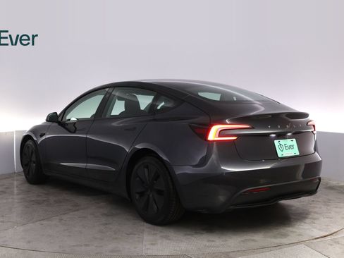 Used 2025 Tesla Model 3 Long Range RWD image 17