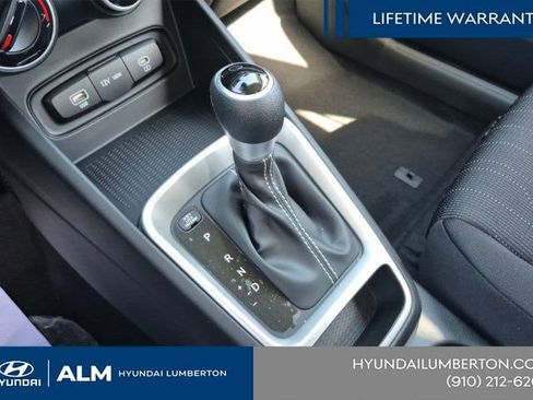 New 2026 Hyundai Venue SE FWD image 28