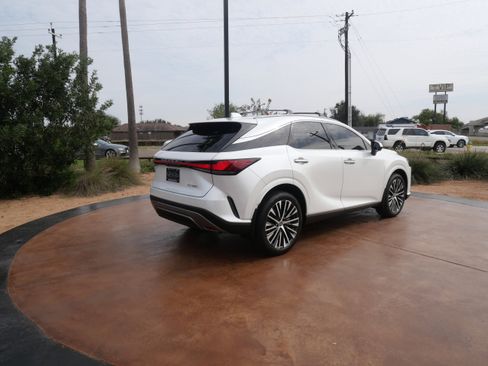 Certified 2025 Lexus RX 350 Premium Plus image 2