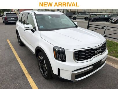 Used 2025 Kia Telluride S