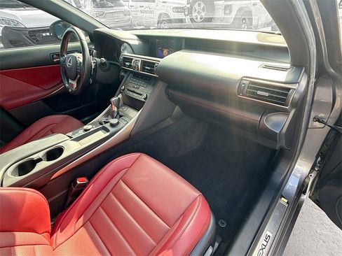 Used 2019 Lexus IS 300 image 33