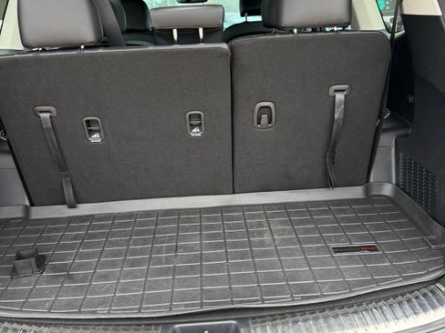 Used 2022 Kia Telluride SX w/ Nightfall Edition Package image 10