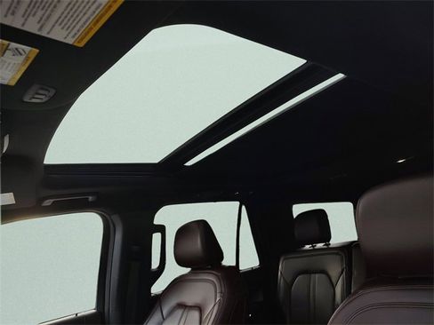 Used 2024 Ford Expedition Max Limited image 29