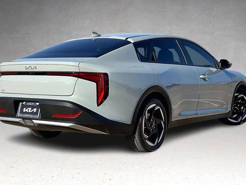 Certified 2025 Kia K4 EX image 21