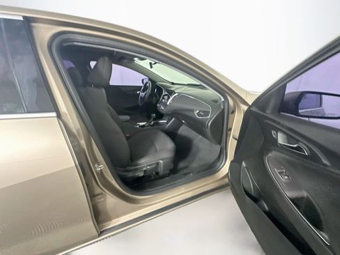 Used 2019 Chevrolet Malibu LT FWD image 30