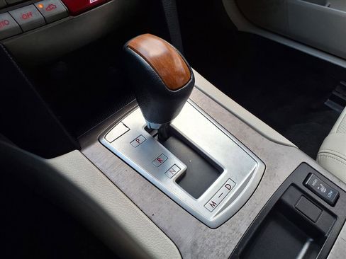 Used 2014 Subaru Outback 2.5i Limited image 14