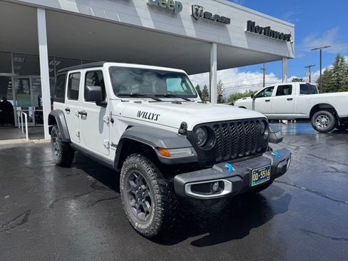 Used 2023 Jeep Wrangler Unlimited AWD/4WD image 1
