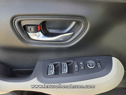 Used 2023 Honda HR-V EX-L image 20