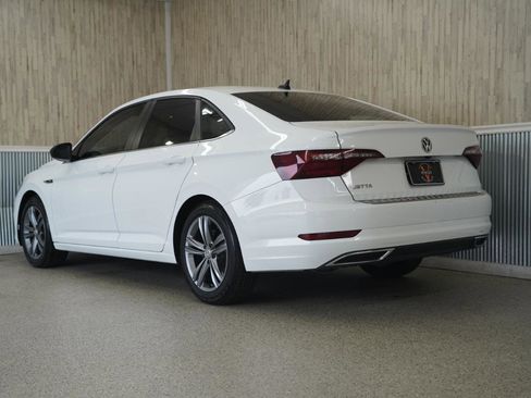 Used 2020 Volkswagen Jetta R-Line w/ R-Line Cold Weather Package FWD image 7