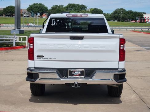 New 2026 Chevrolet Silverado 1500 W/T w/ WT Value Package AWD/4WD image 13
