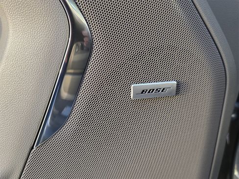 New 2026 Chevrolet Suburban Z71 w/ Comfort Package image 6