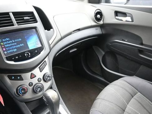 Used 2015 Chevrolet Sonic LT FWD image 27