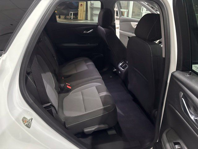 Used 2025 Chevrolet Blazer LT w/ Convenience Package AWD/4WD image 32