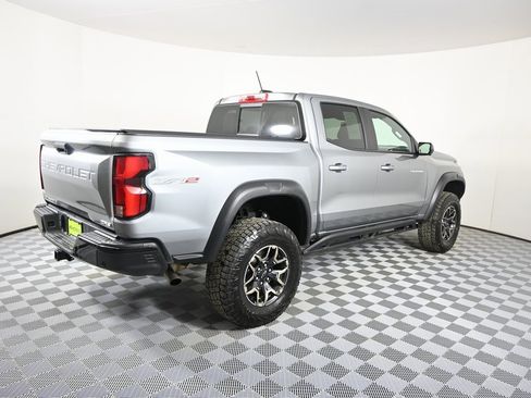 Used 2024 Chevrolet Colorado ZR2 w/ Technology Package image 7