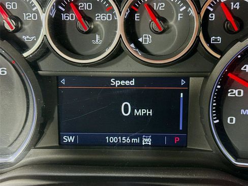 Used 2022 Chevrolet Silverado 1500 LT image 6