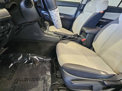 Used 2016 Subaru Crosstrek 2.0i Premium AWD/4WD image 14